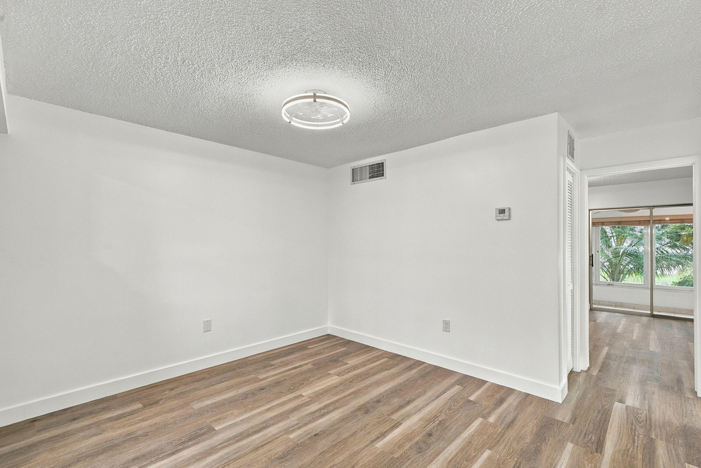175 Ne 203rd Terrace - Photo 14