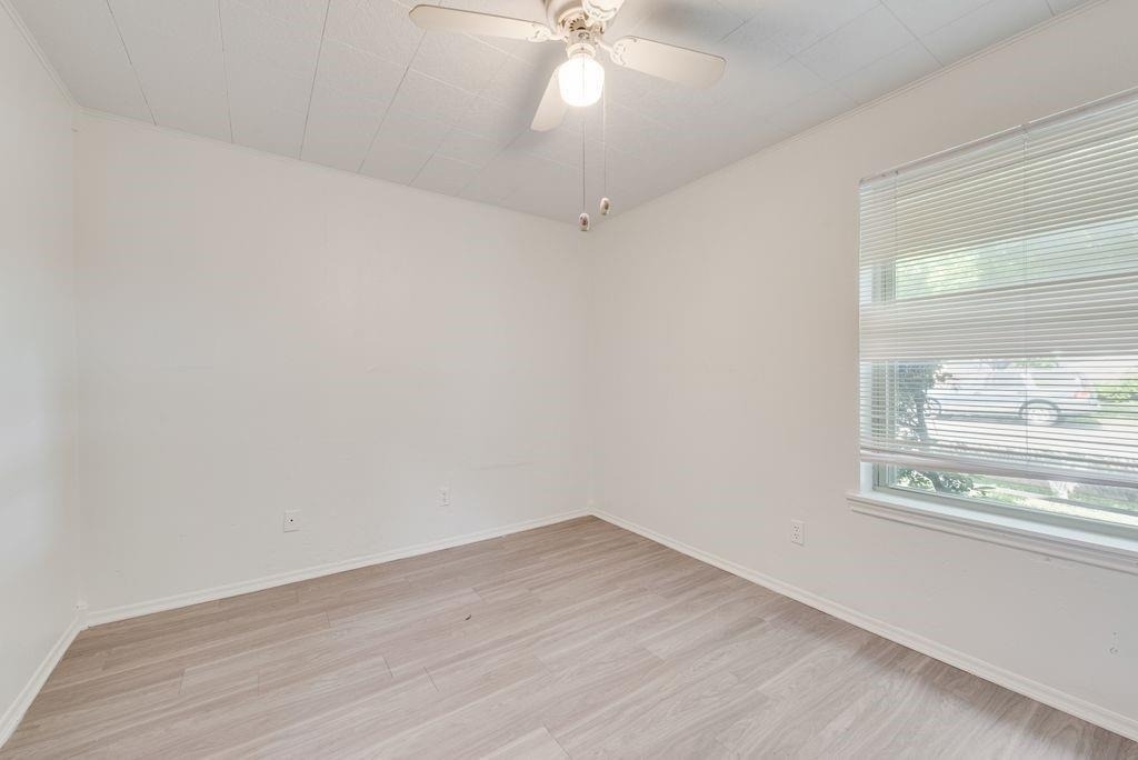 6536 Wakefield Road - Photo 15