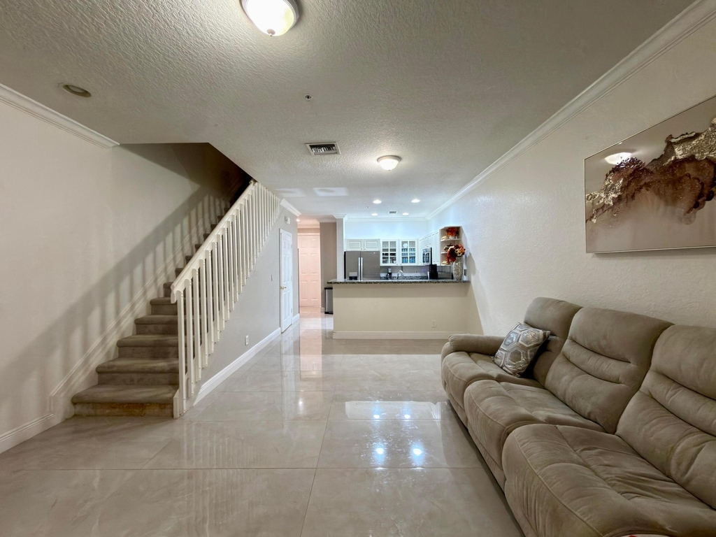 1431 Nw 36th Way - Photo 10