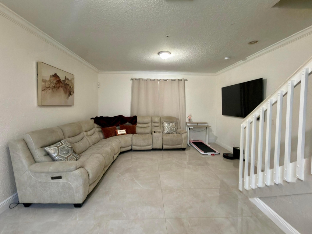 1431 Nw 36th Way - Photo 7