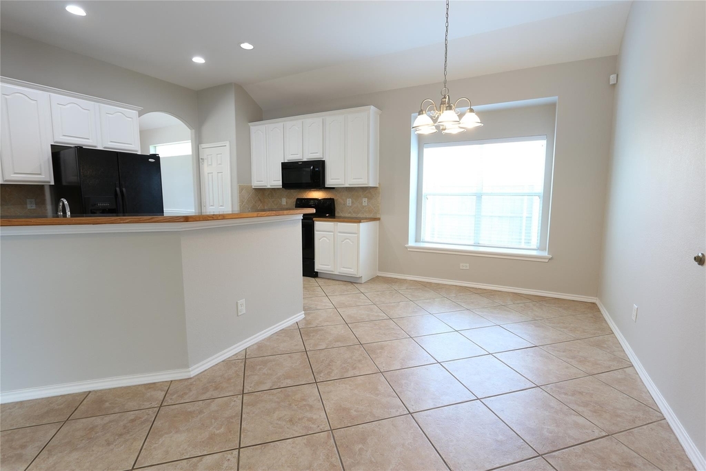 1534 Steamboat Trail - Photo 6
