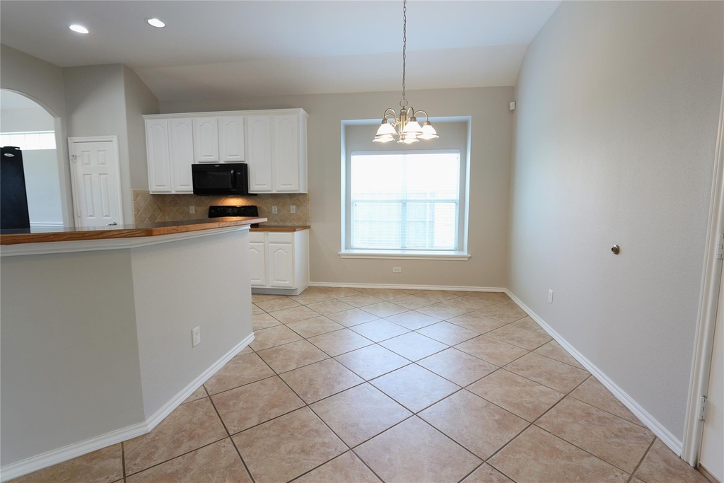 1534 Steamboat Trail - Photo 7