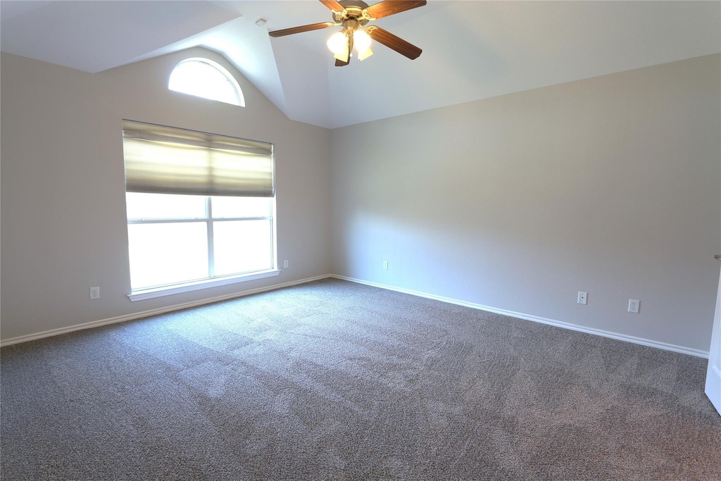1534 Steamboat Trail - Photo 9