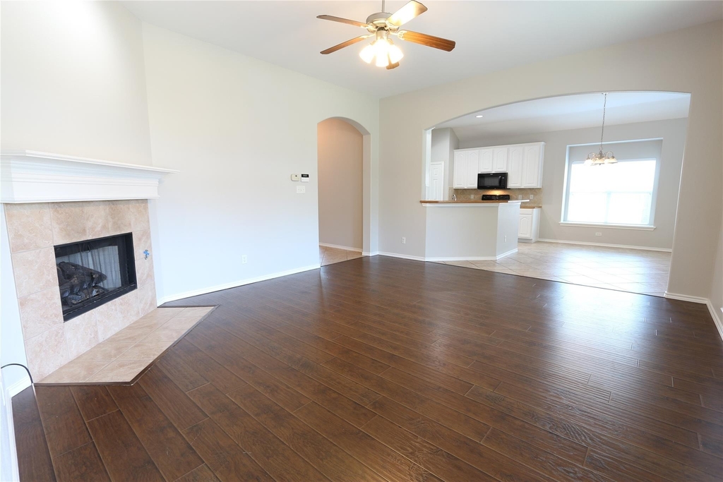 1534 Steamboat Trail - Photo 3
