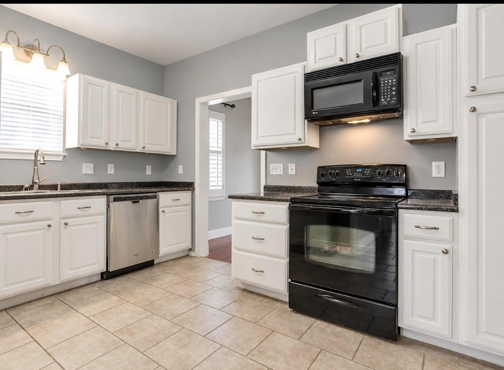 5818 Richmond Avenue - Photo 6