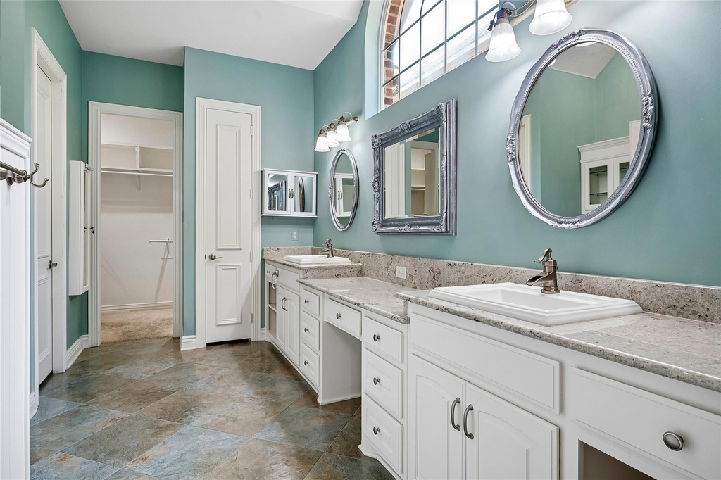 8141 Rosemont Drive - Photo 18