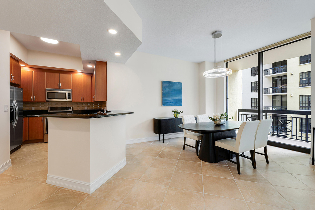 701 S Olive Avenue - Photo 5