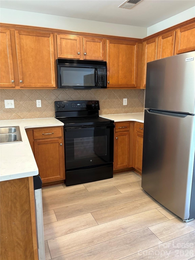 1334 Stoney Creek Lane - Photo 8