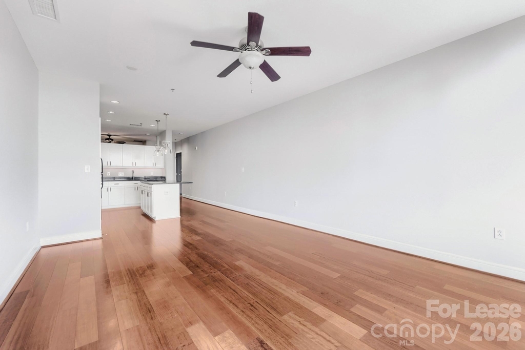 333 W Trade Street W - Photo 17