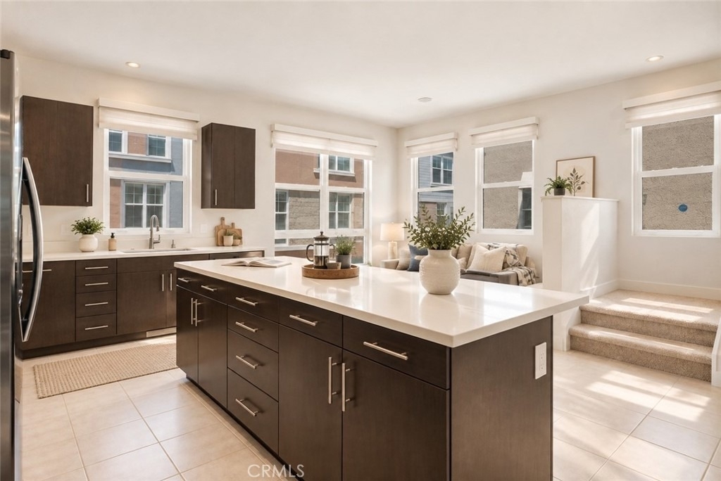 2700 E Chaucer Street - Photo 7