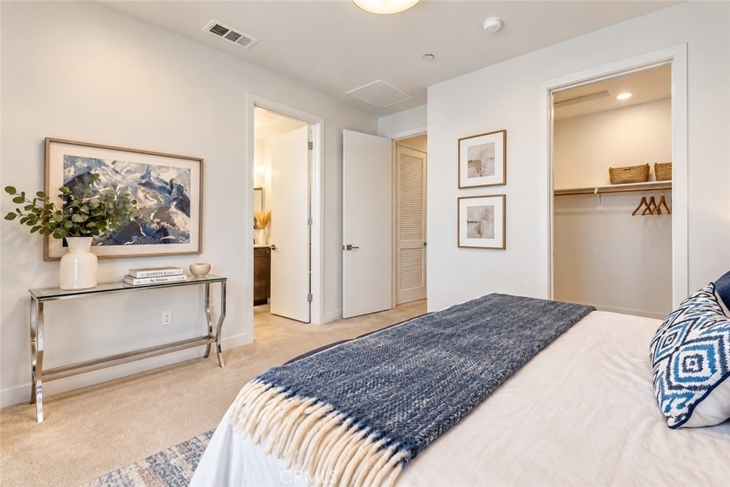 2700 E Chaucer Street - Photo 12