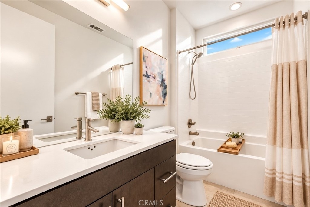 2700 E Chaucer Street - Photo 17
