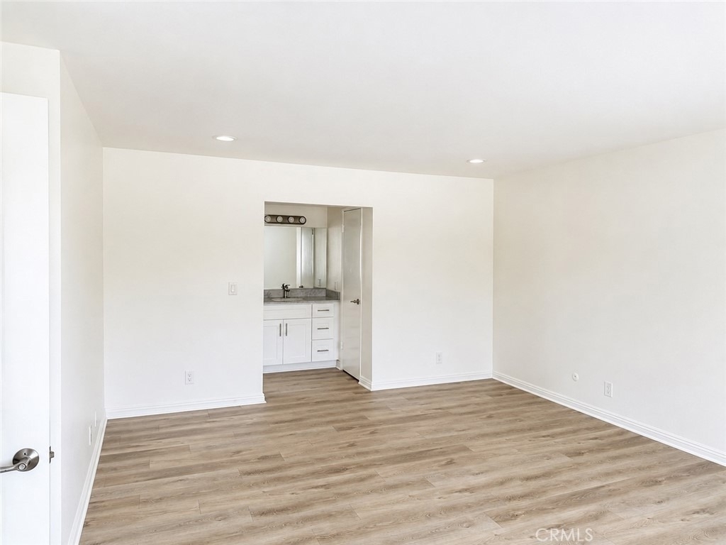 6039 Golden West Avenue - Photo 6