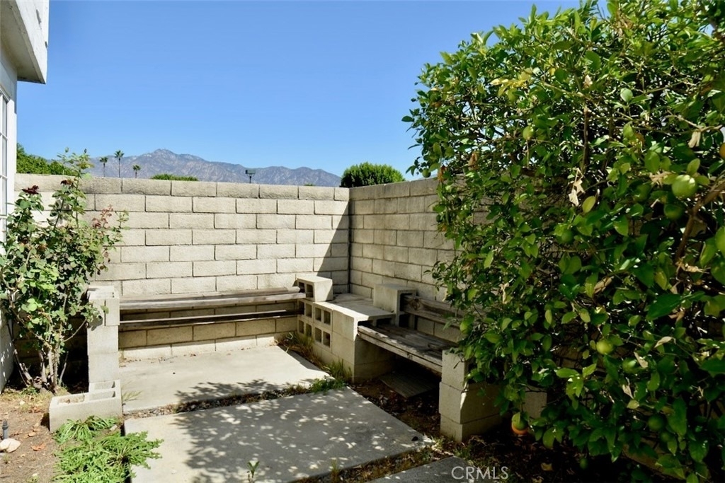 748 W Naomi Avenue - Photo 21