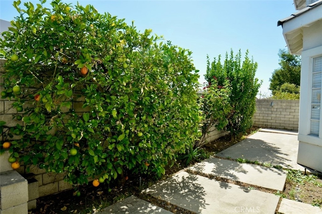 748 W Naomi Avenue - Photo 22