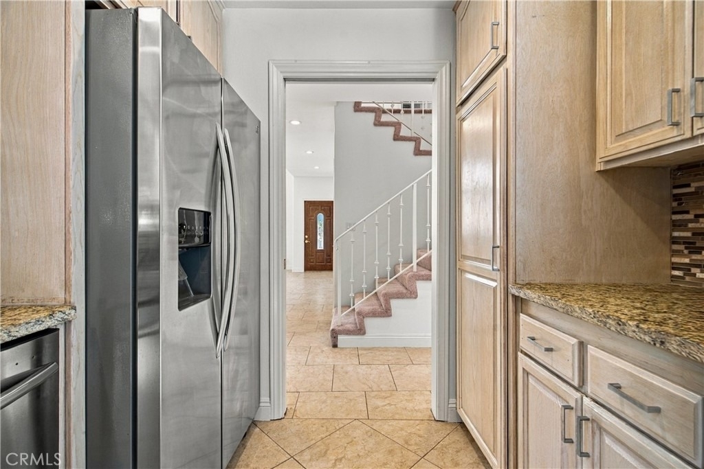 10002 Reseda Boulevard - Photo 12