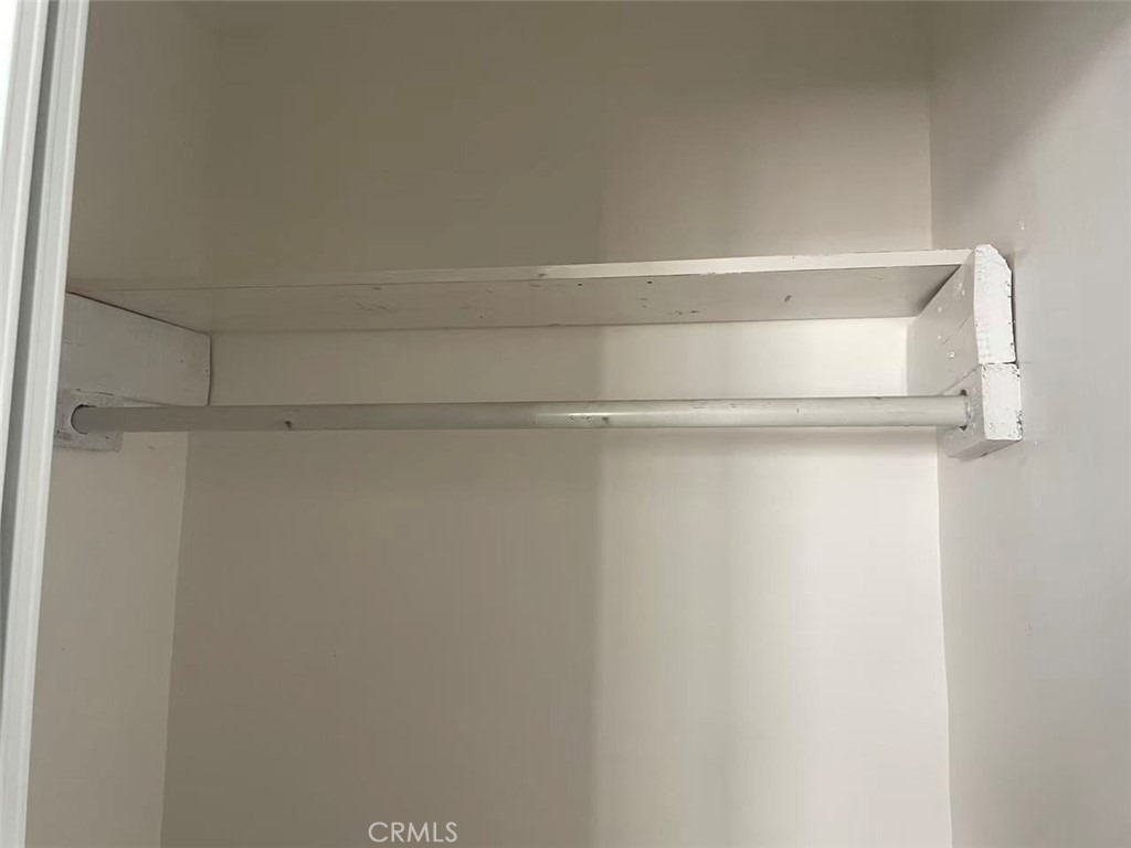 672 E 115th - Photo 12