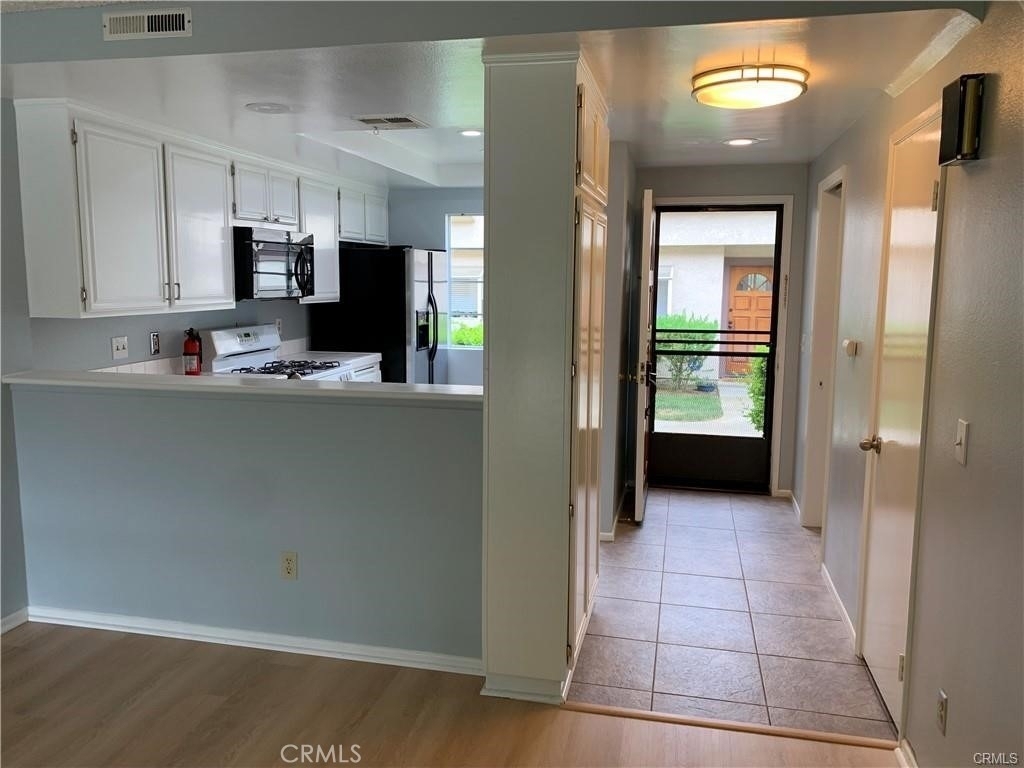 5604 Las Virgenes Road - Photo 7