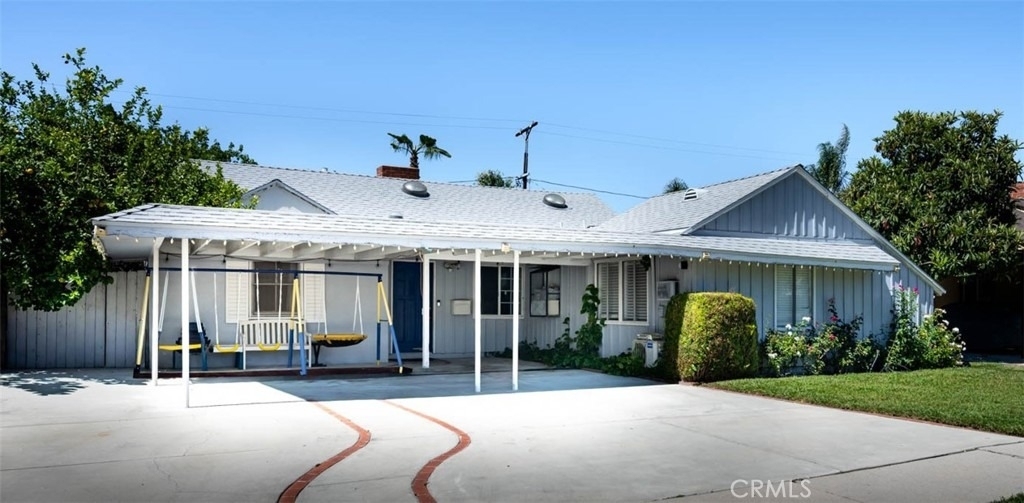17443 Elkwood - Photo 0