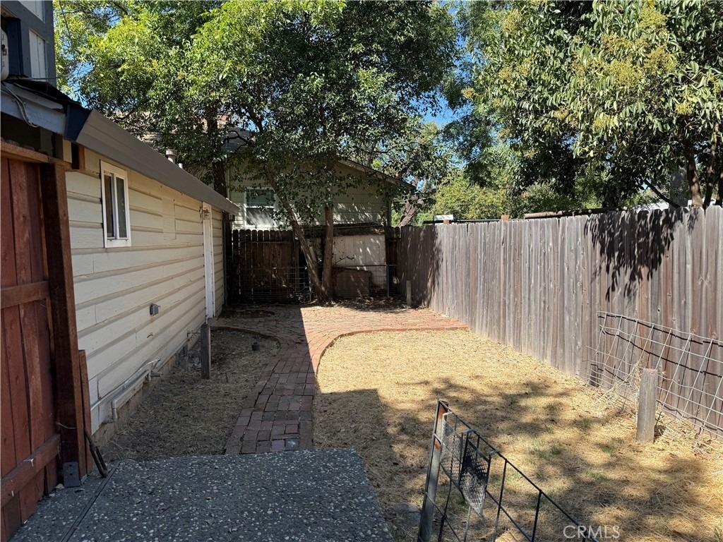 659 Elm Street - Photo 1