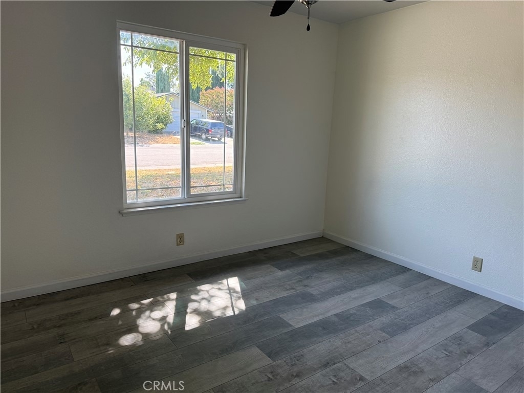 879 Baywood - Photo 7