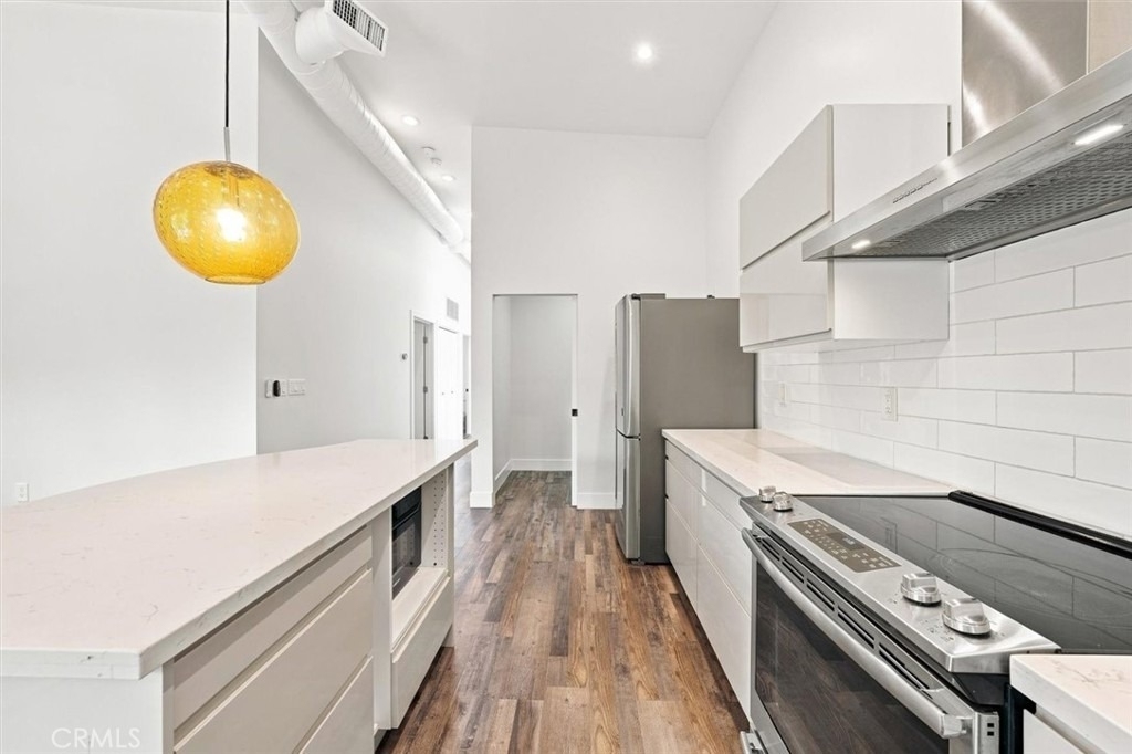 22207 Denker Avenue - Photo 14