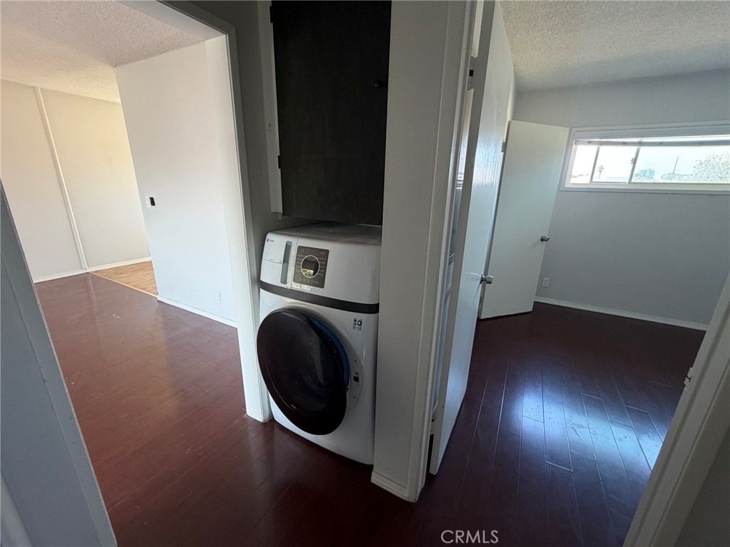 11880 Eucalyptus Avenue - Photo 5