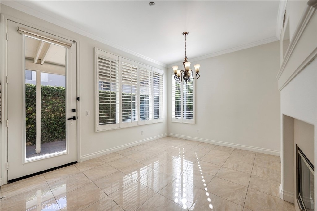 1760 Taylor Lane - Photo 6