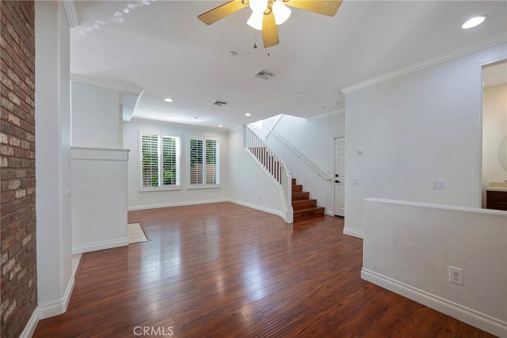 1760 Taylor Lane - Photo 3