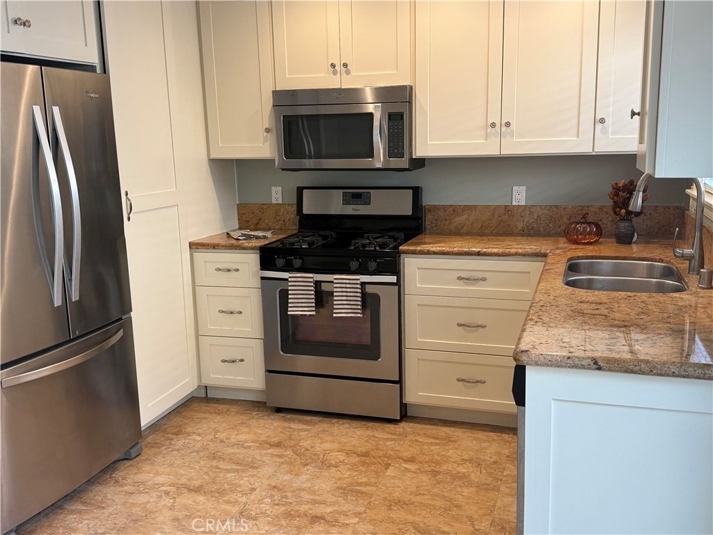 660 Glassell Street - Photo 8