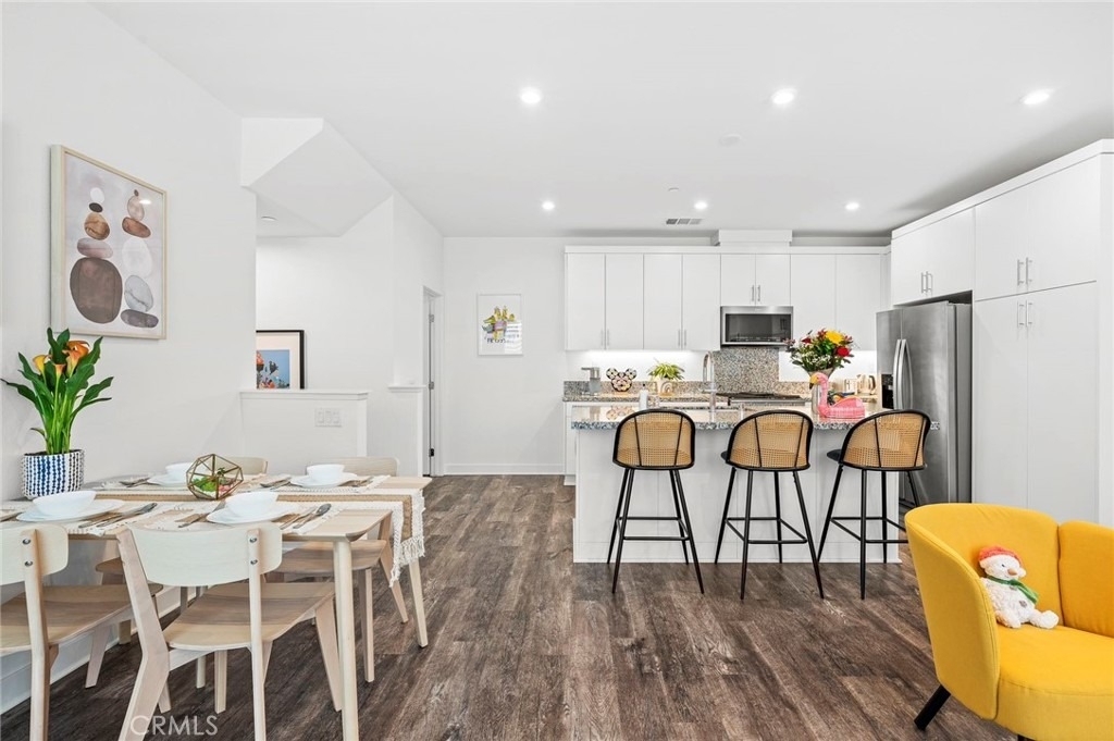 1607 W Bushell St - Photo 18