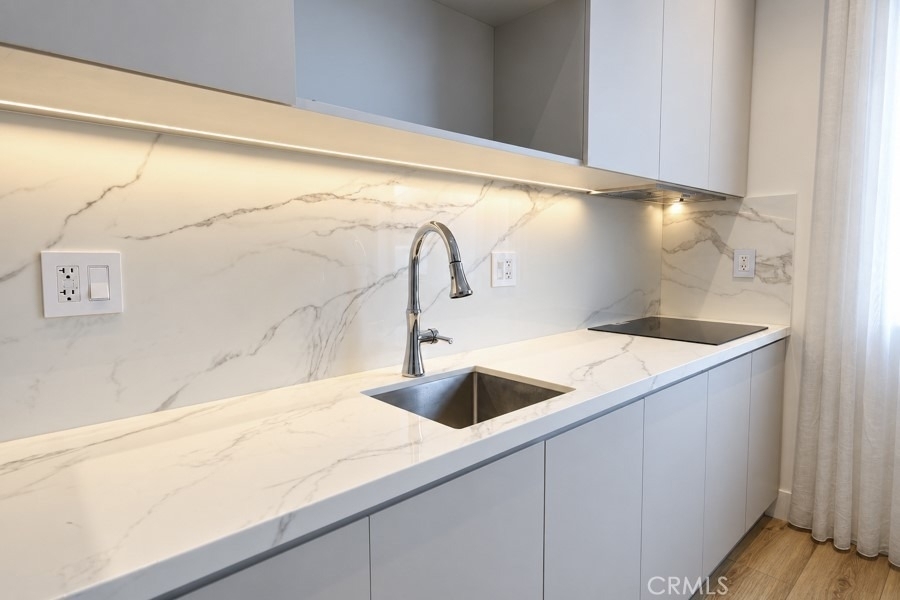 9984 Petunia Avenue - Photo 10