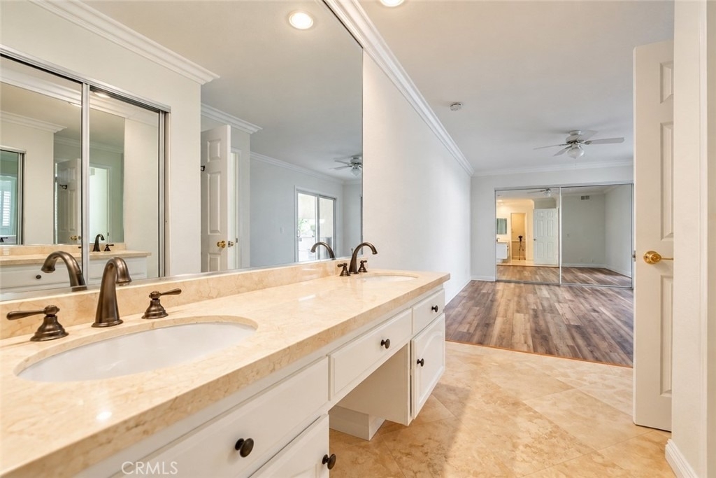 24298 Toledo - Photo 25