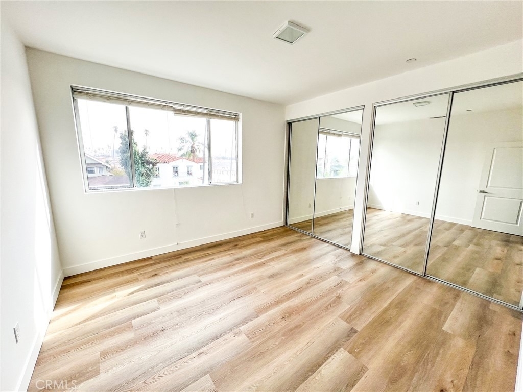 1183 Crenshaw Boulevard - Photo 6