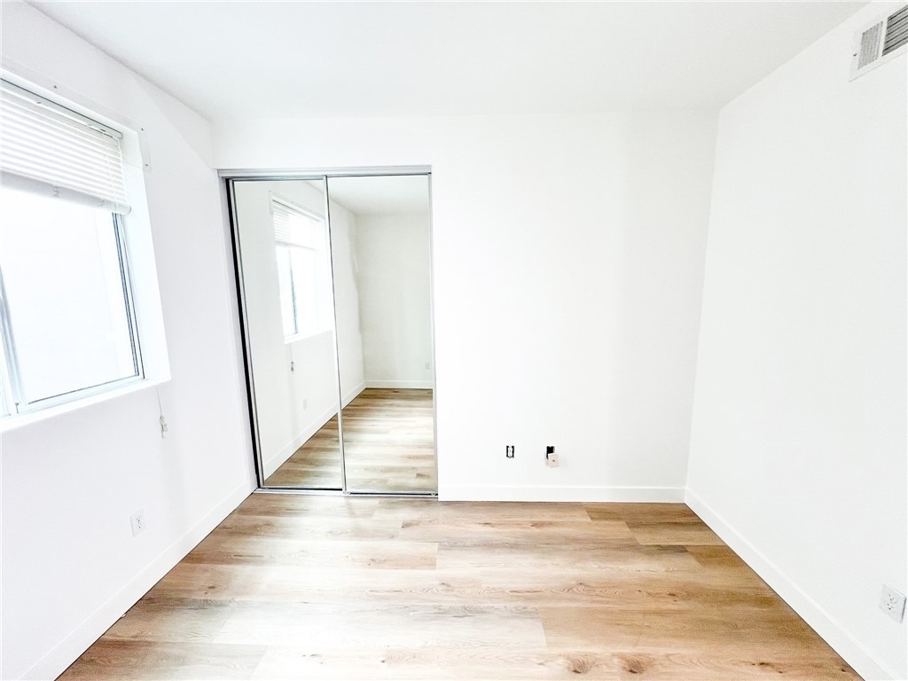1183 Crenshaw Boulevard - Photo 1