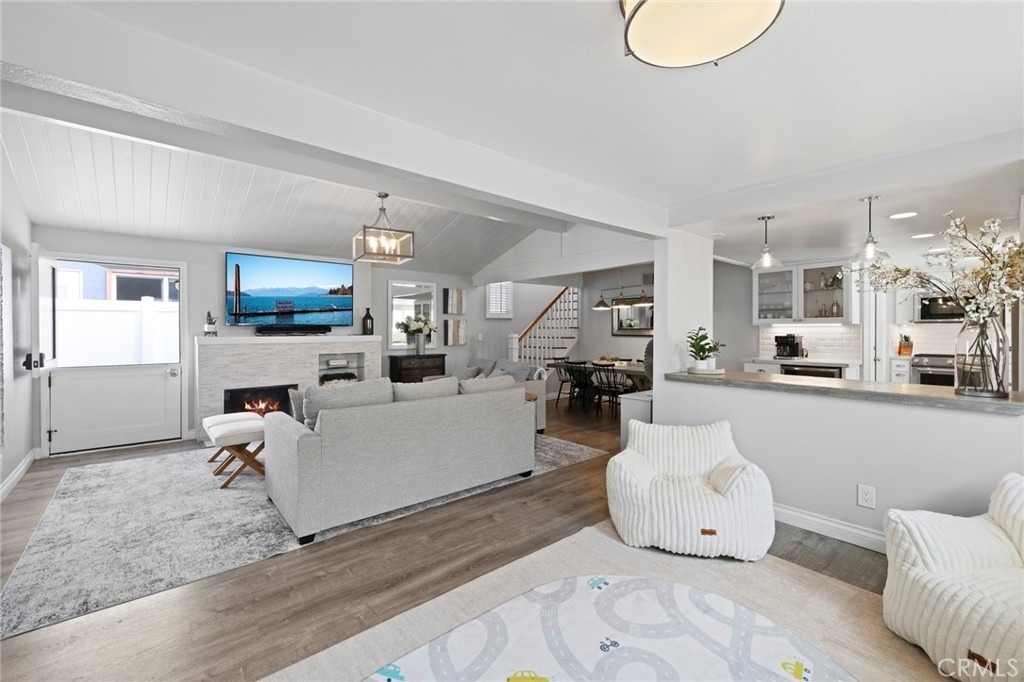 412 Colton Street - Photo 9