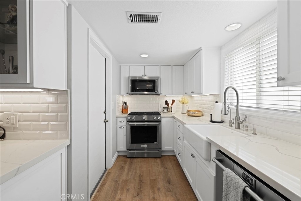 412 Colton Street - Photo 13