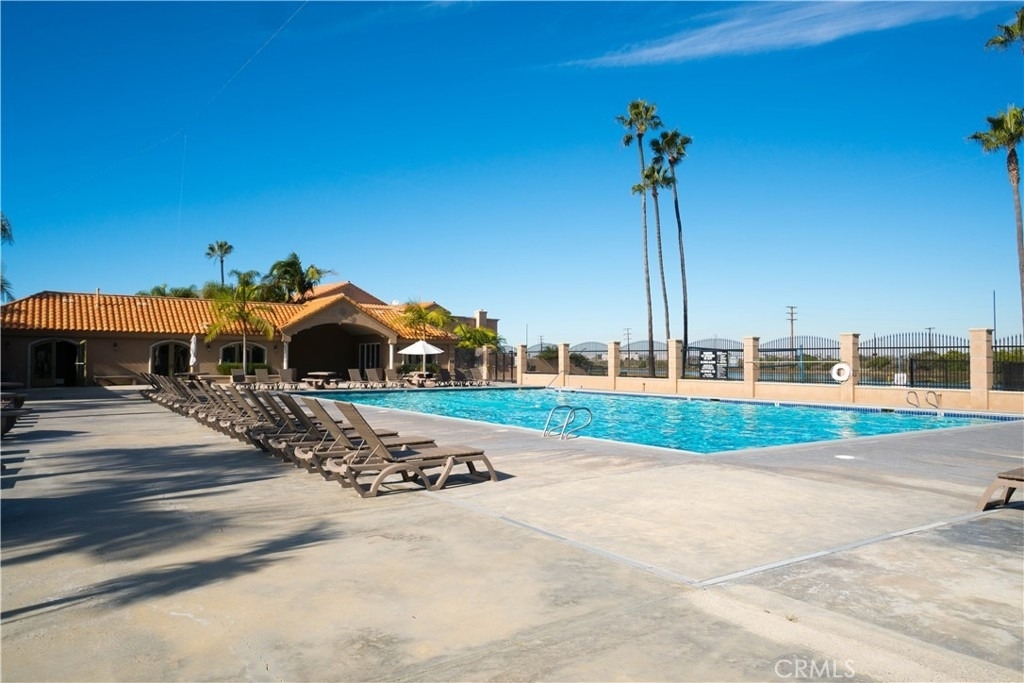 412 Colton Street - Photo 42