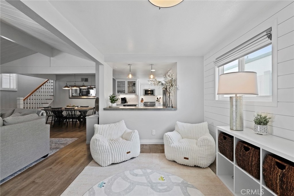 412 Colton Street - Photo 8