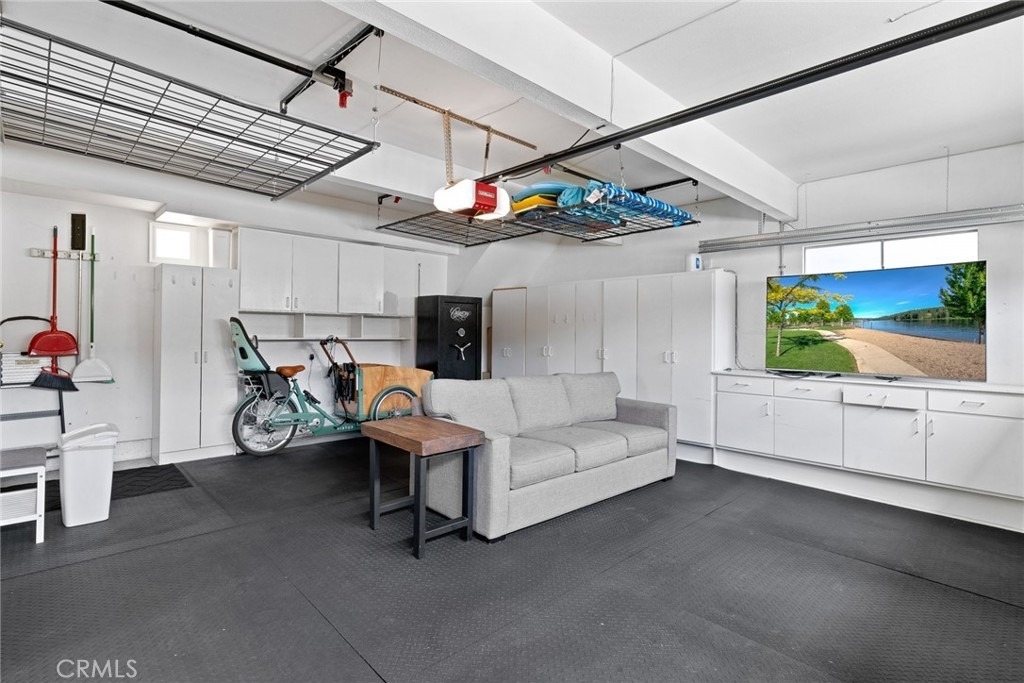 412 Colton Street - Photo 33