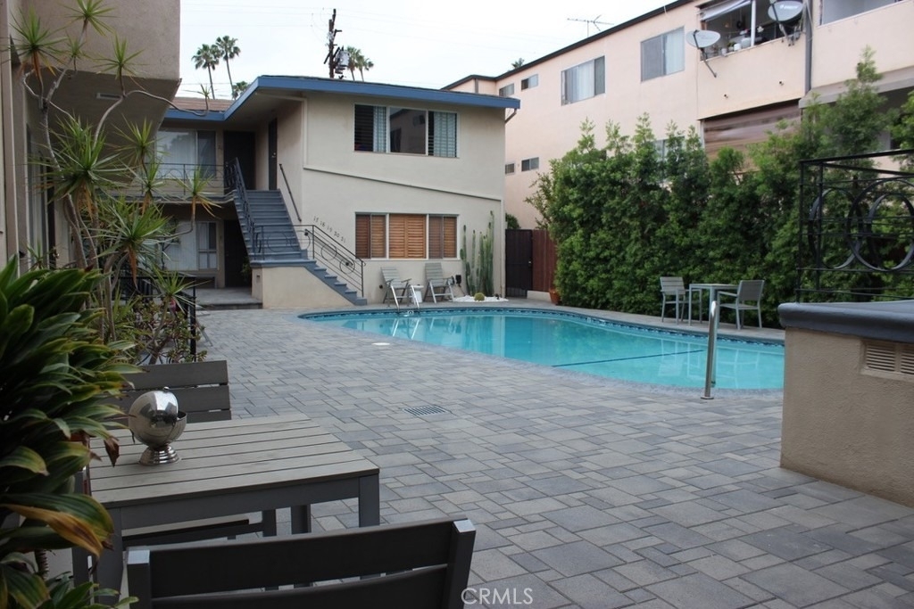 1435 N Fairfax - Photo 7