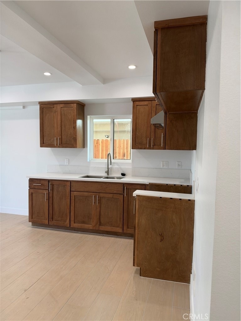 908 Lakme Avenue - Photo 3