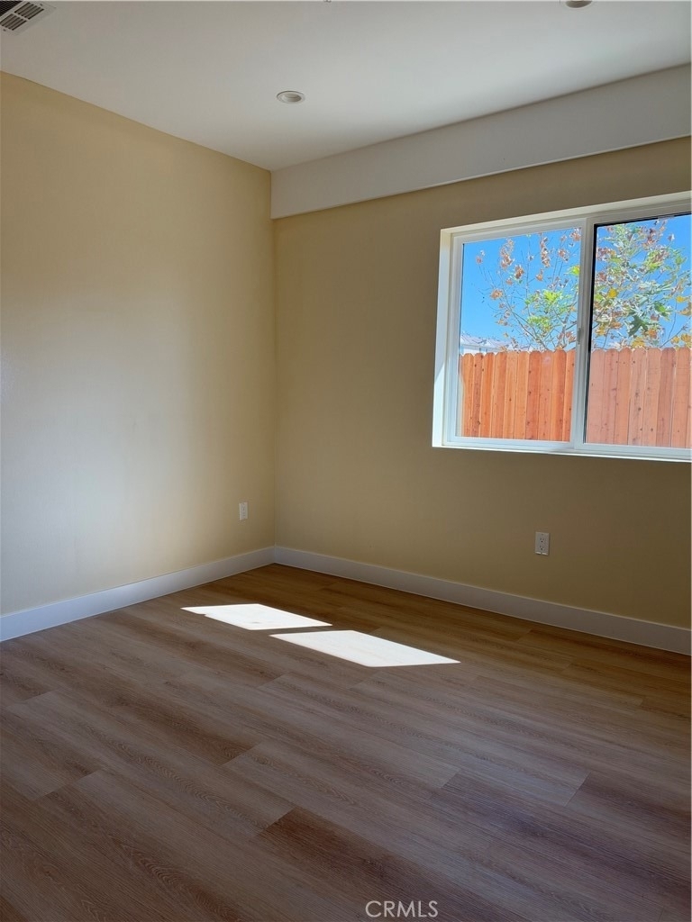 908 Lakme Avenue - Photo 7