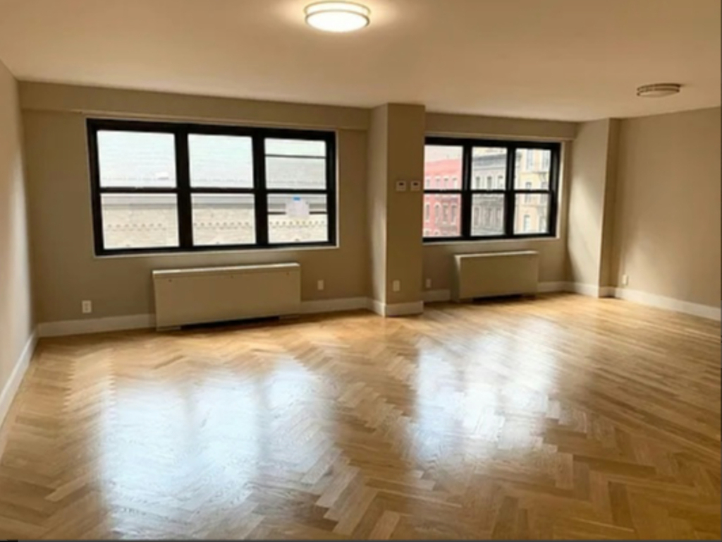 East 88th Street - Photo 0