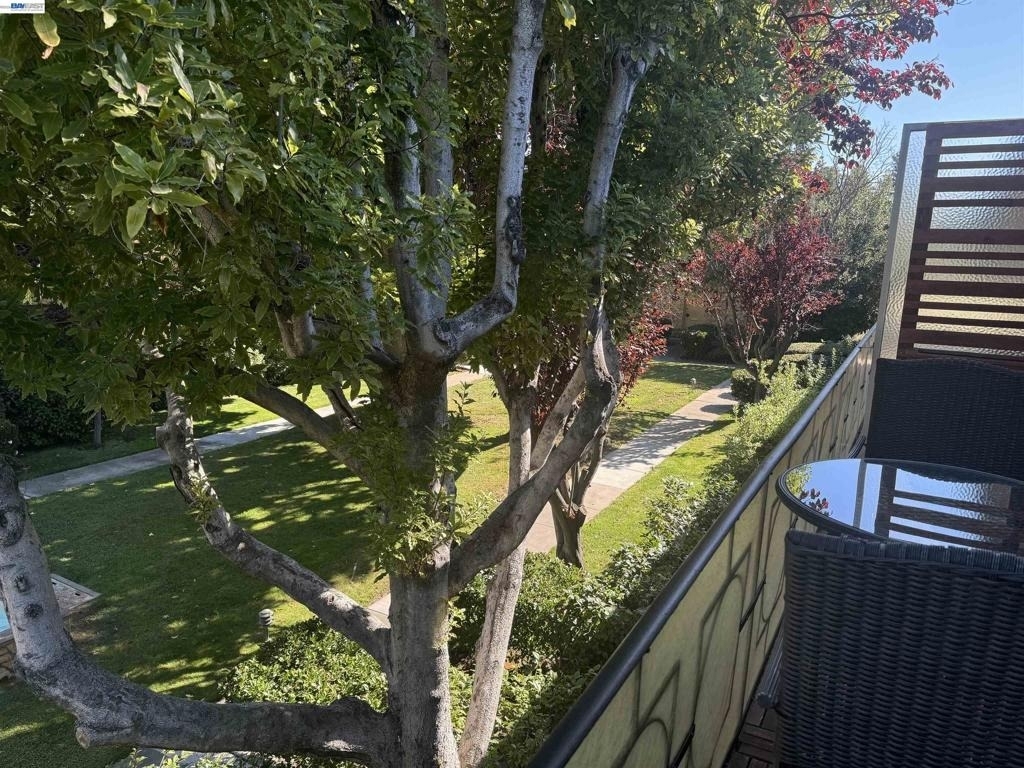 752 University Ave - Photo 28
