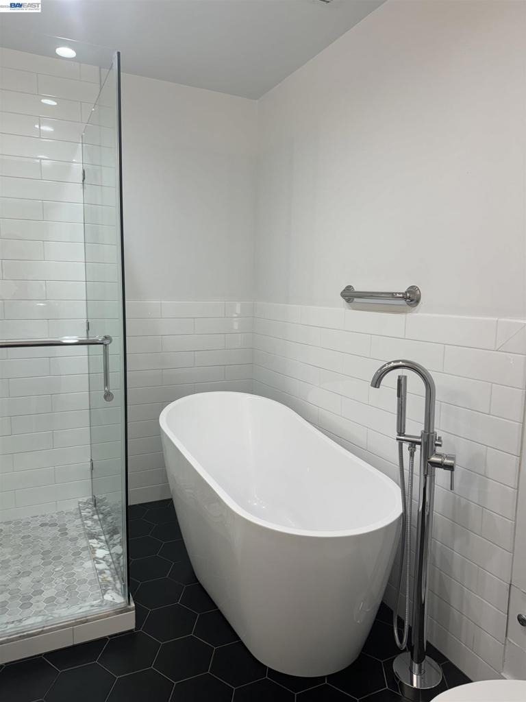 752 University Ave - Photo 51