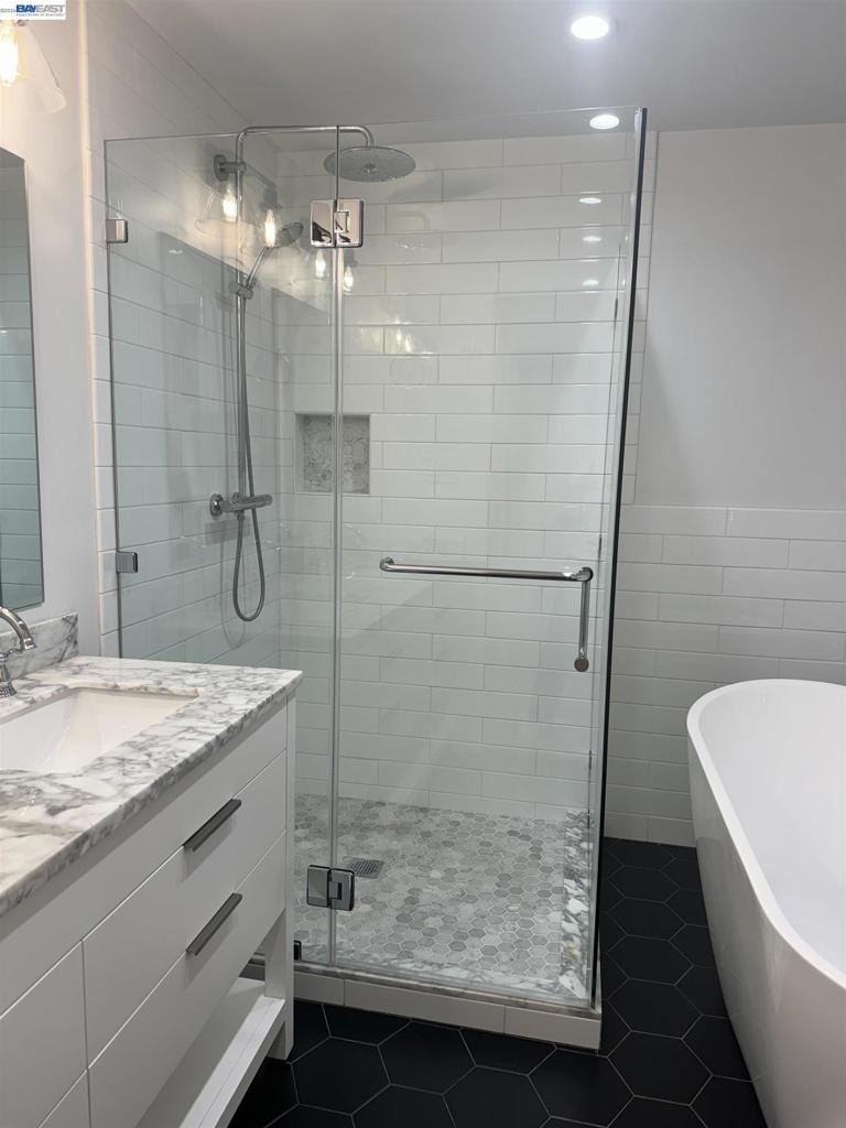 752 University Ave - Photo 22