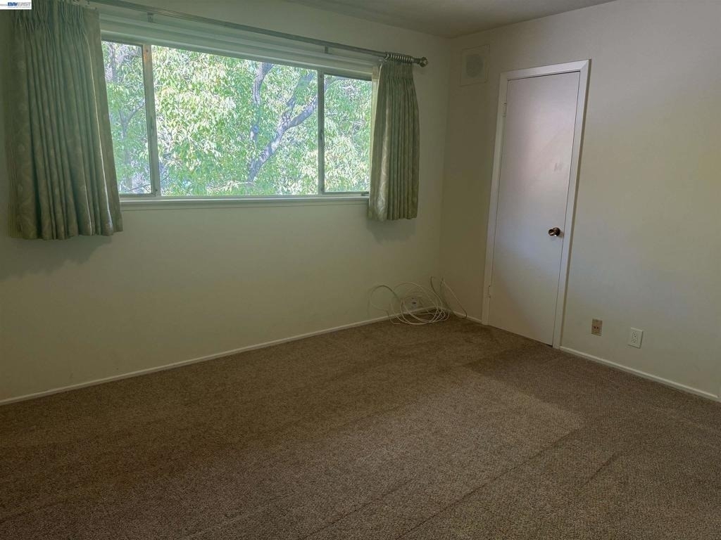 752 University Ave - Photo 45