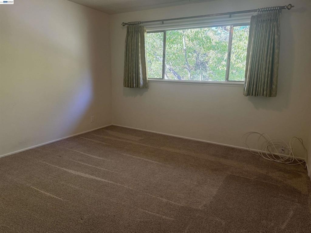 752 University Ave - Photo 12