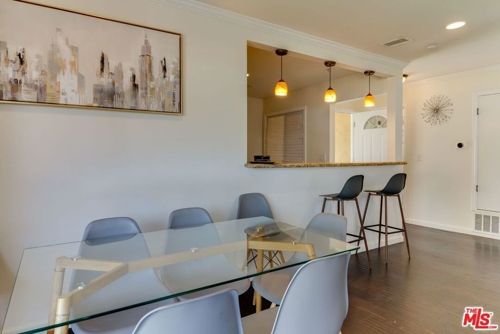 11257 Collett Avenue - Photo 8